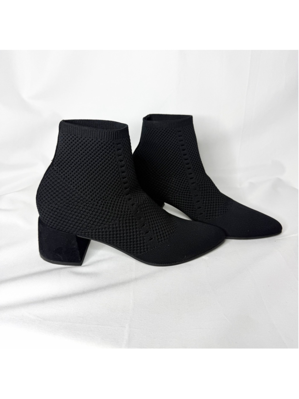Women's Eileen Fisher Black Knit Sock Ankle Boots Size 9 - Picture 2 of 7